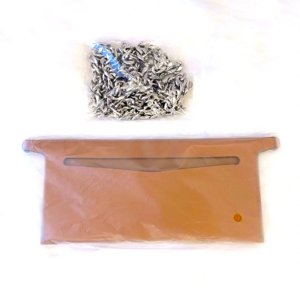 Wallet Insert With Chain - Picture 7 of 10